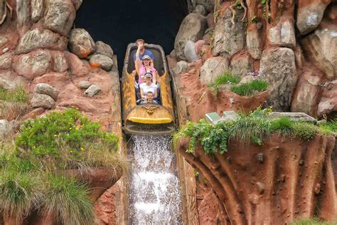 Disneyland guests line up to ride Splash Mountain before its extended closure